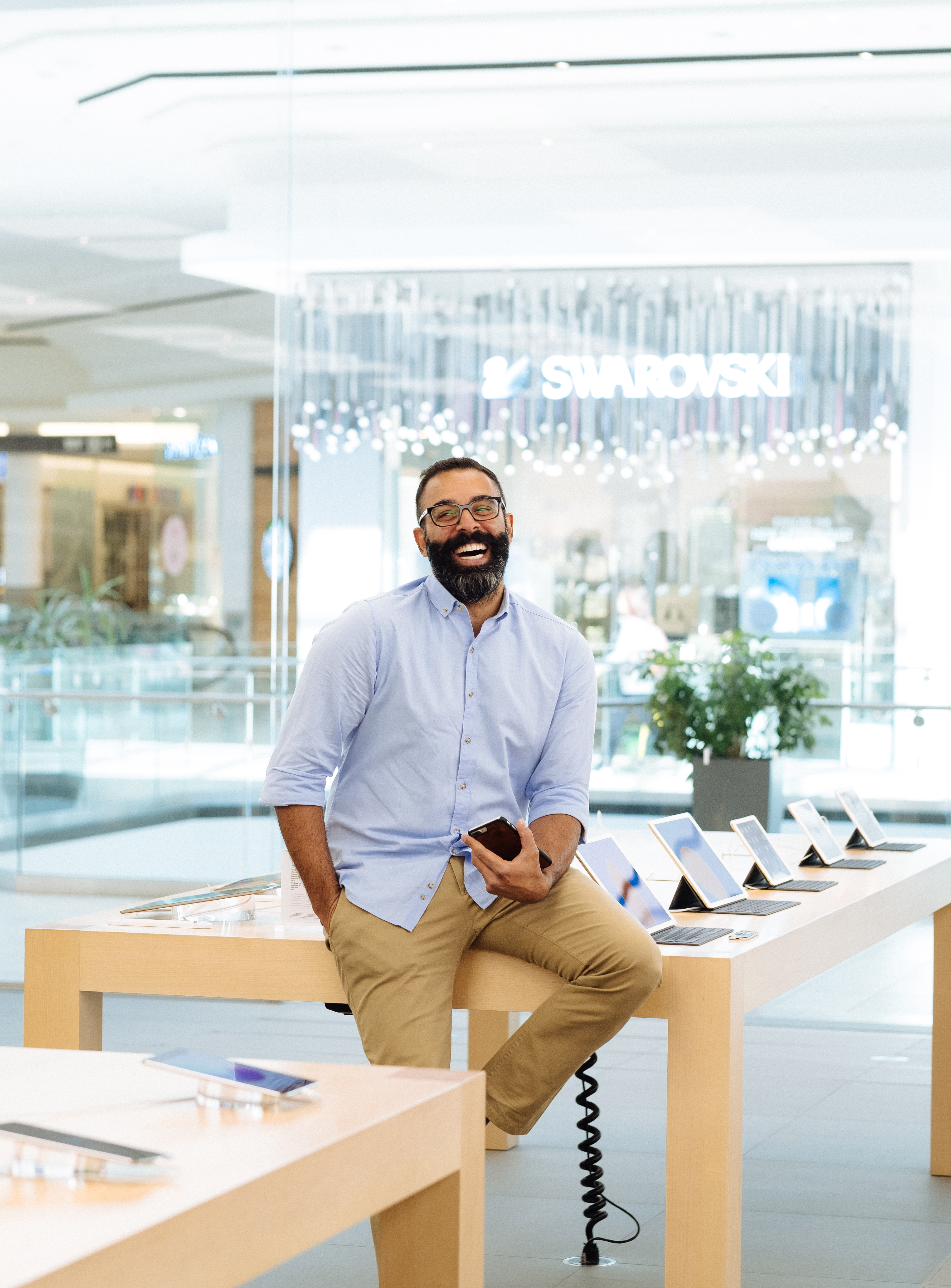 Roger Nann at Apple Store